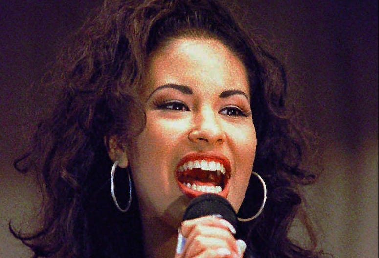 Selena Quintanilla Perez, Singing, Cunningham Elementary School, Corpus Christi, 1991