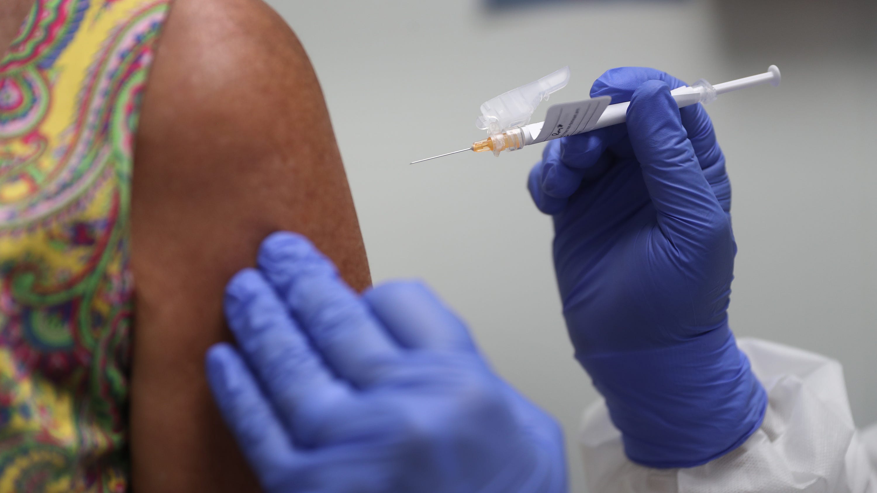 CDC panel says healthcare workers, nursing homes should get vaccine first