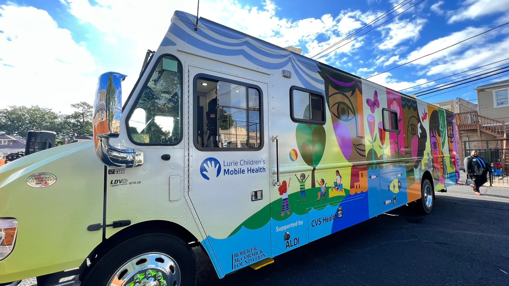 With mobile clinic, Lurie brings healthcare to children on the Northwest Side