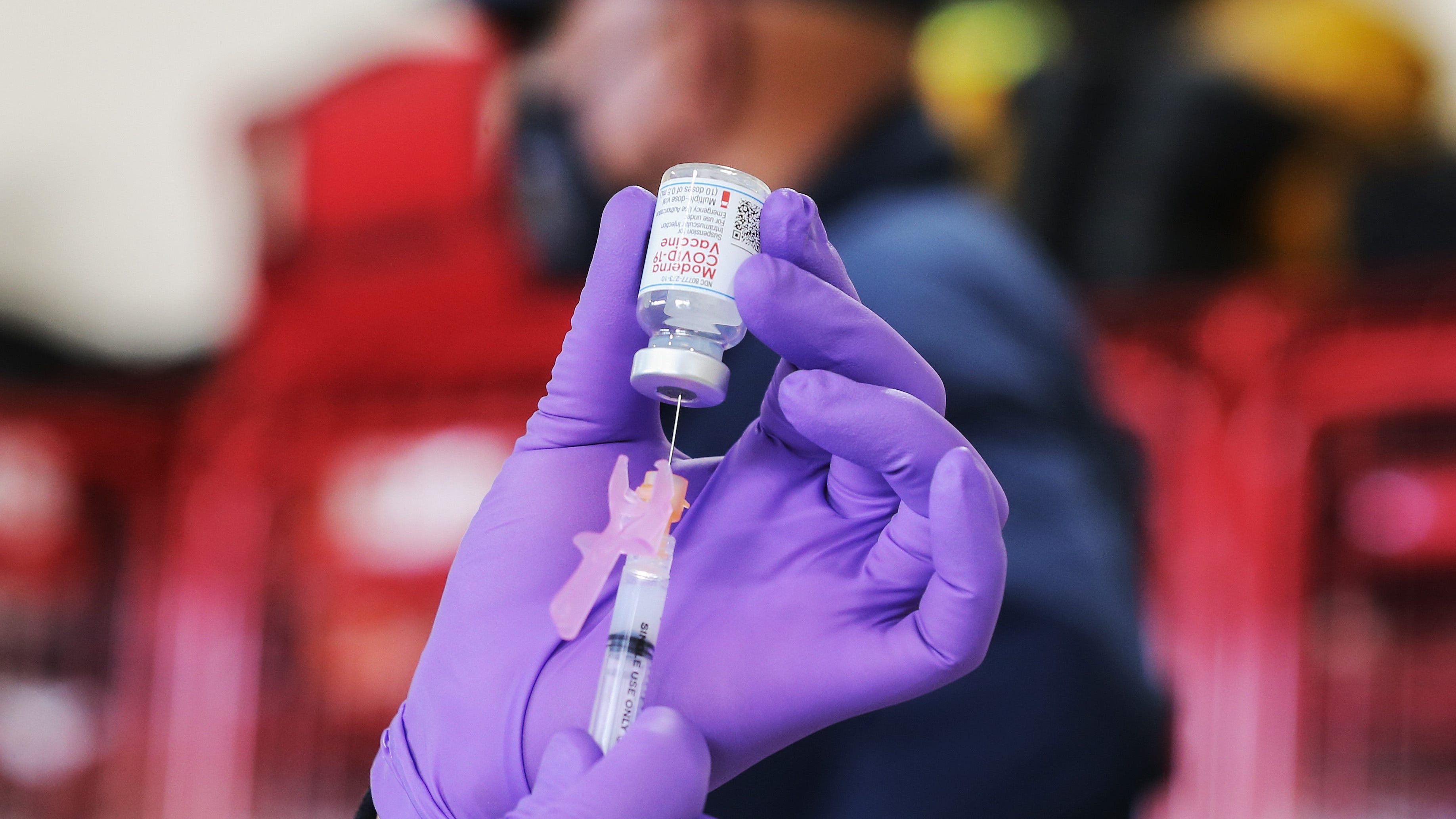 Chicago partners with tech firm to help residents schedule COVID-19 vaccinations