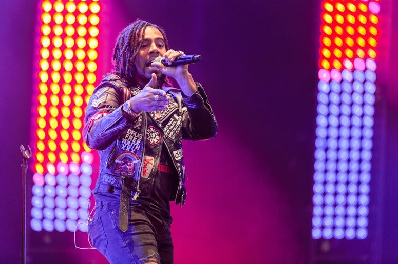 Vic Mensa performing