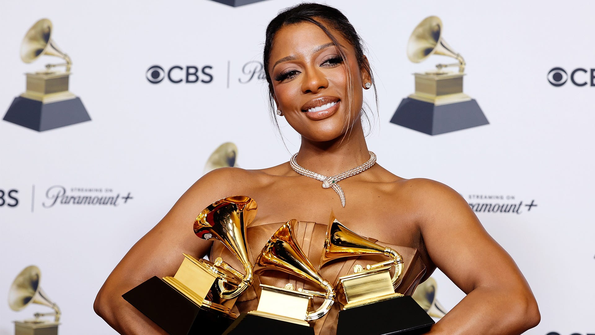 Victoria Monét talks making music, manifesting, 'On My Mama,' and more