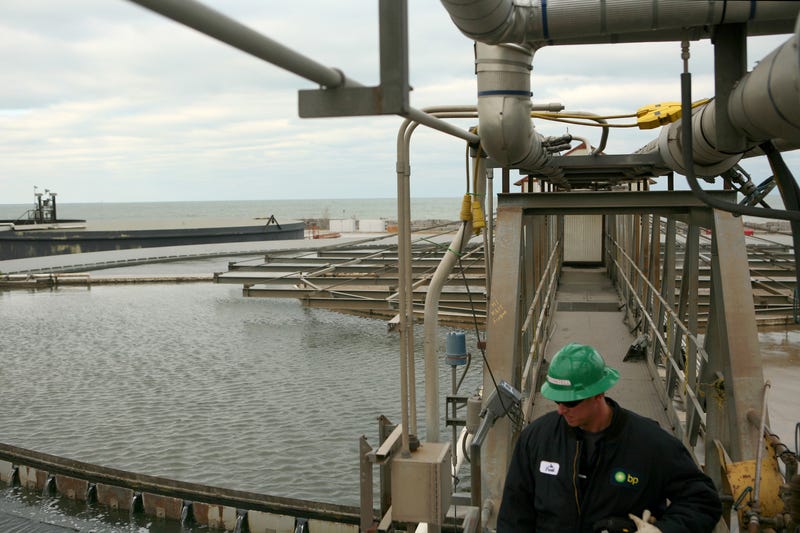 BP refinery file image