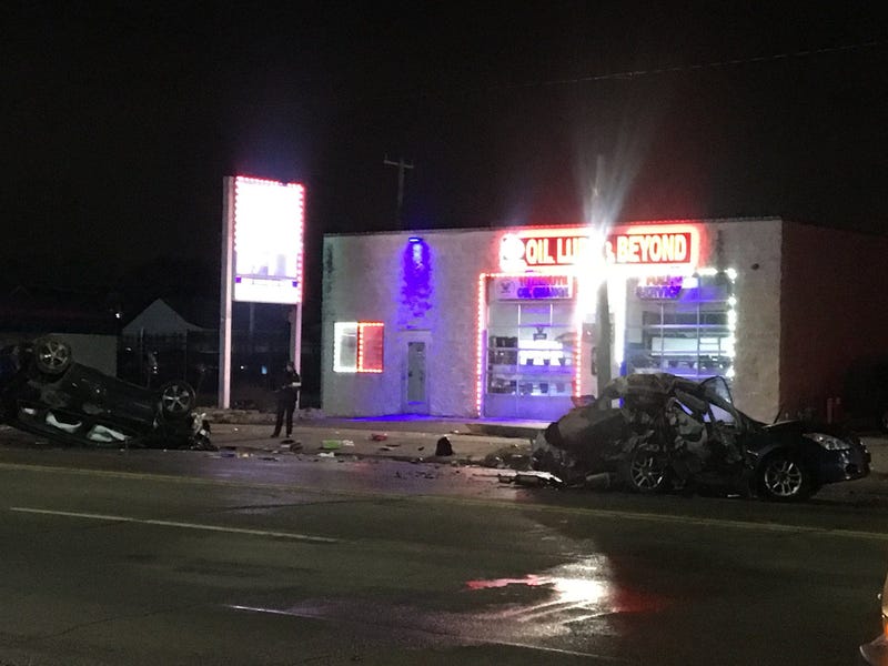 warren ave crash