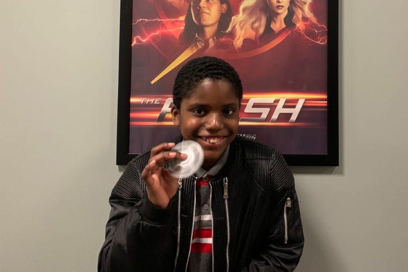 Eddie shows off his fidget spinner skills