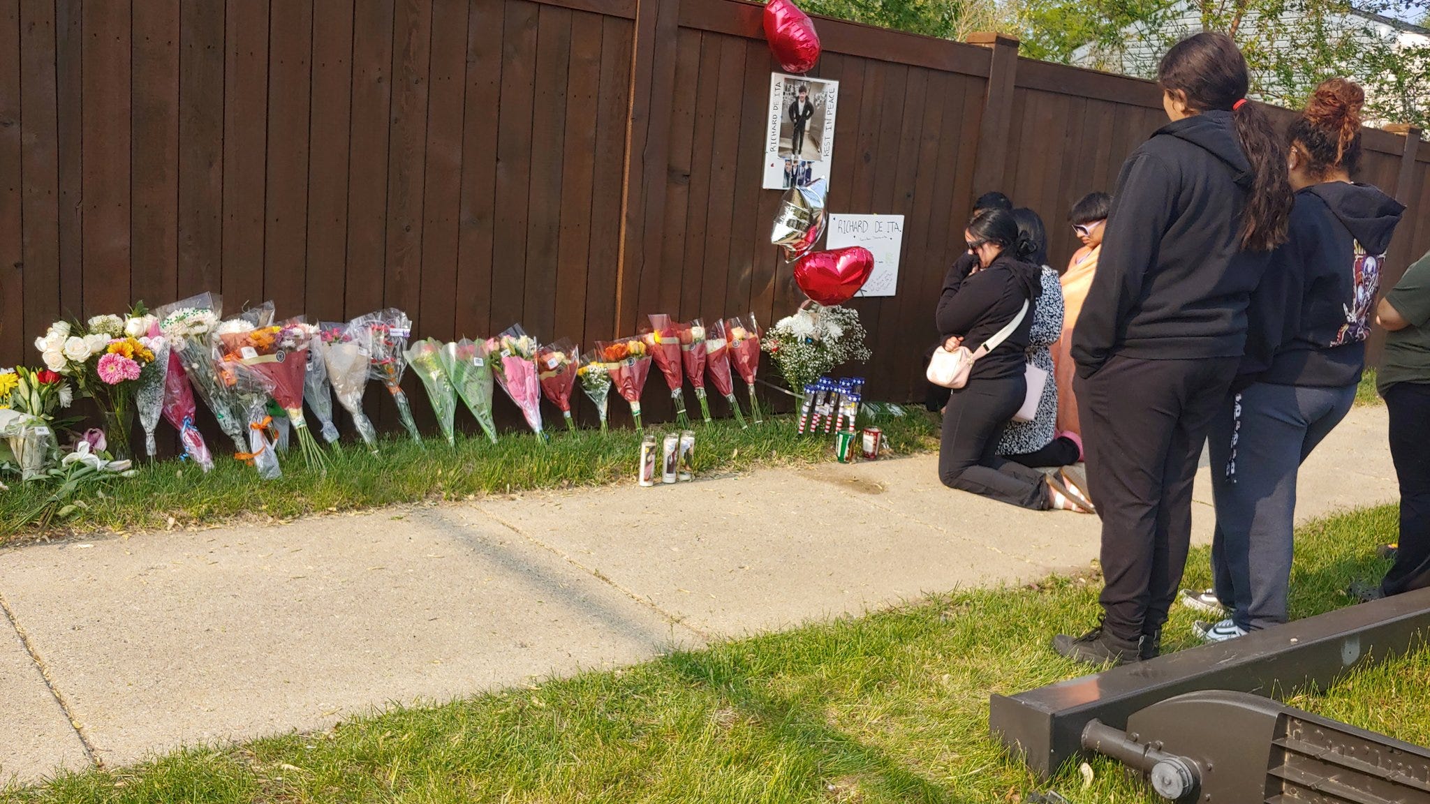 Memorial grows for four high school students killed in crash