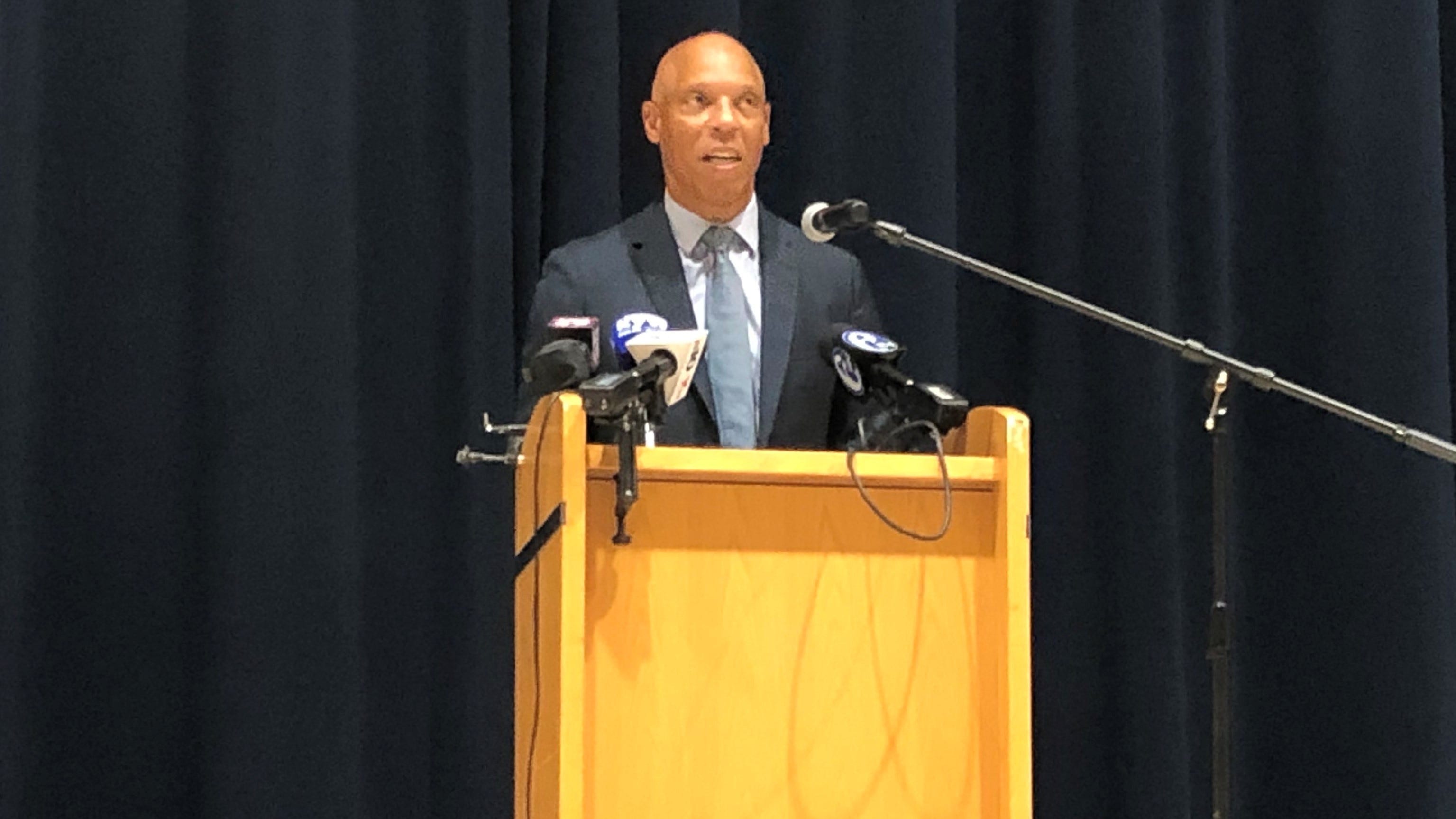 Philly teachers union approves deal reached just hours before deadline