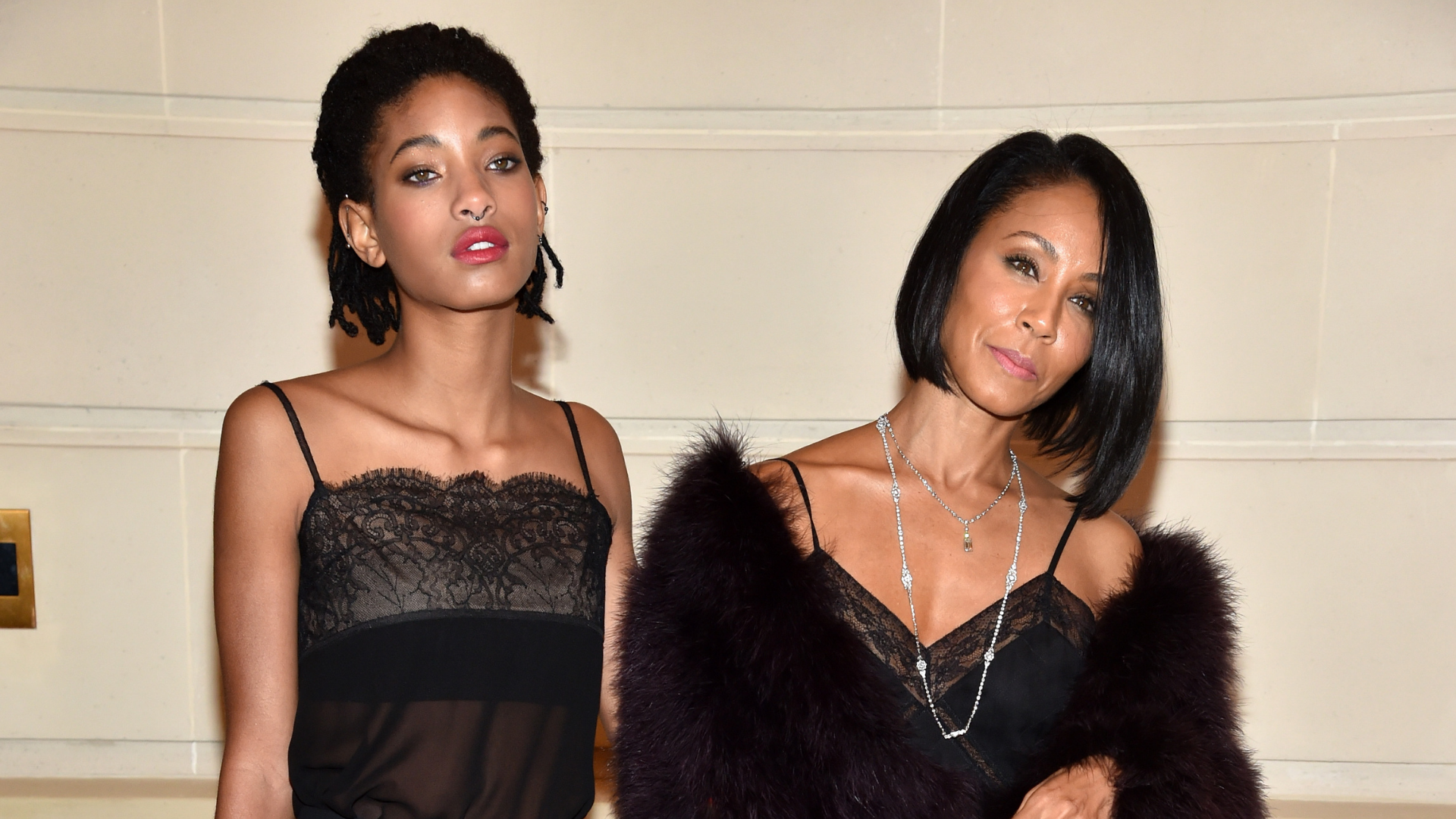 Willow got Jada Pinkett-Smith to shave her head for her&nbsp;'divinely lit' 50s