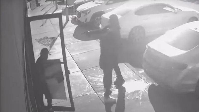 2 wanted for shooting Overbrook Wingstop employee after argument 