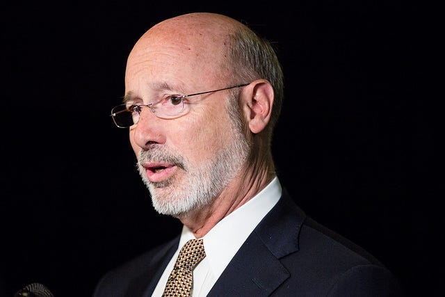Governor Wolf signs executive order to close the gender pay gap. 