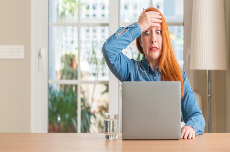 Woman_At_Computer