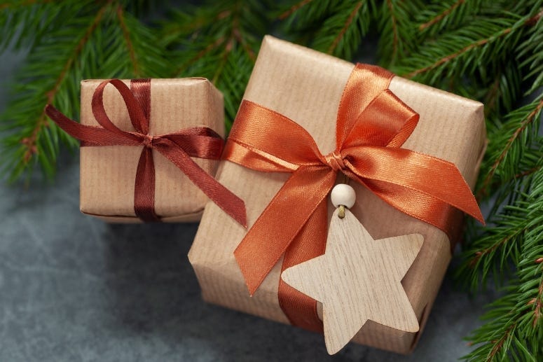 Xmas gifts eco wrapped Zaikina Getty Images