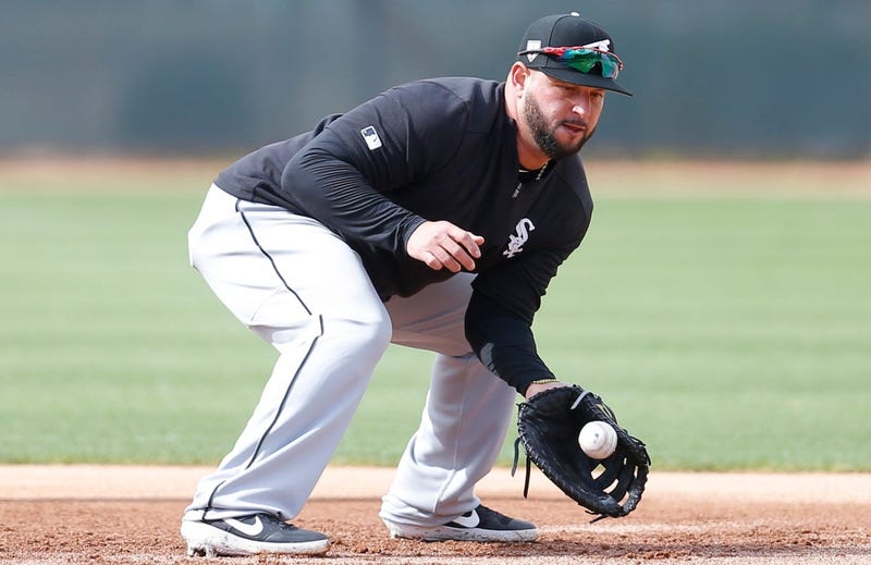 White Sox designated hitter/first baseman Yonder Alonso
