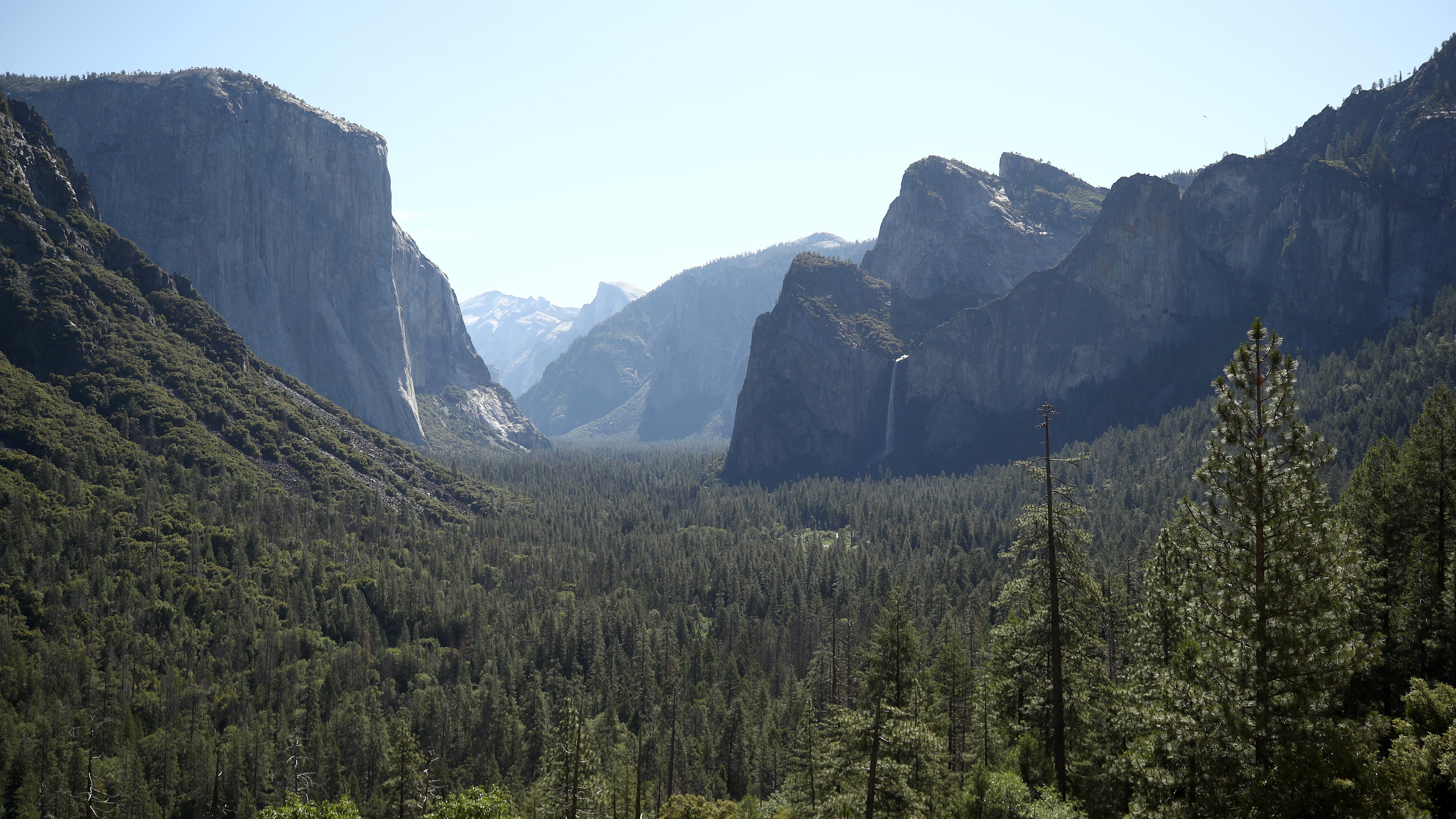 Yosemite stops requiring reservations for daytime visitors