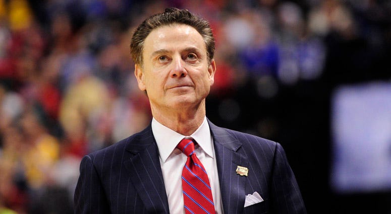 Rick Pitino coaches Louisville in the 2017 NCAA tournament.