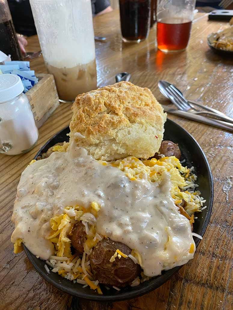 Boozing with Bell, food from Savannah